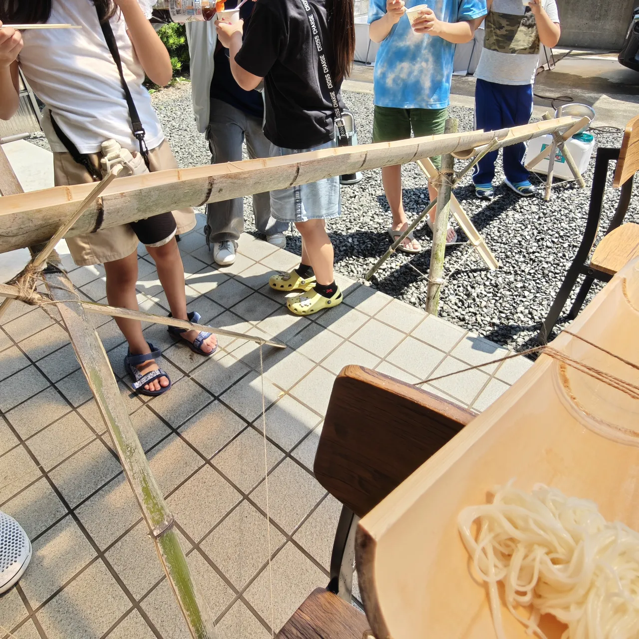 先日の大人気イベント「流しそうめん」!